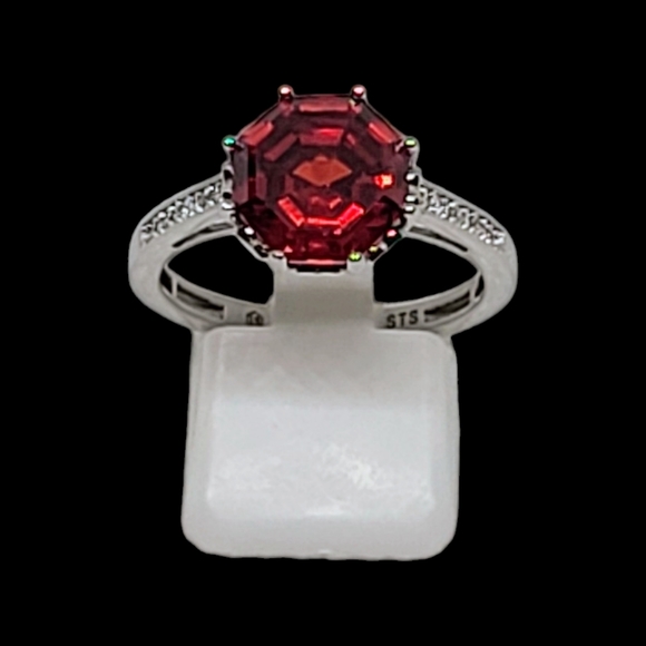 NEW Lustro Stella's Octillion Cut Swarovski Finest Zirconia in Sterling Silver - Picture 1 of 13